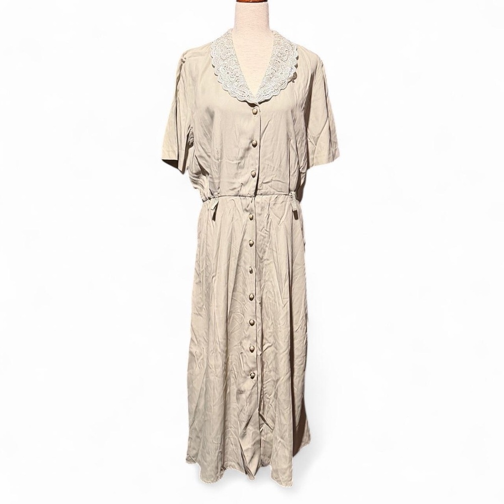 SL Fashions Cream Lace-Trimmed Dress